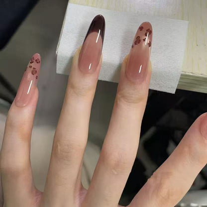 Künstlerische Ombre Nagelkunst Extensions