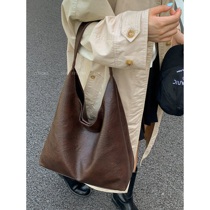 Elegante weiche Leder Hobo-Tasche Brehn