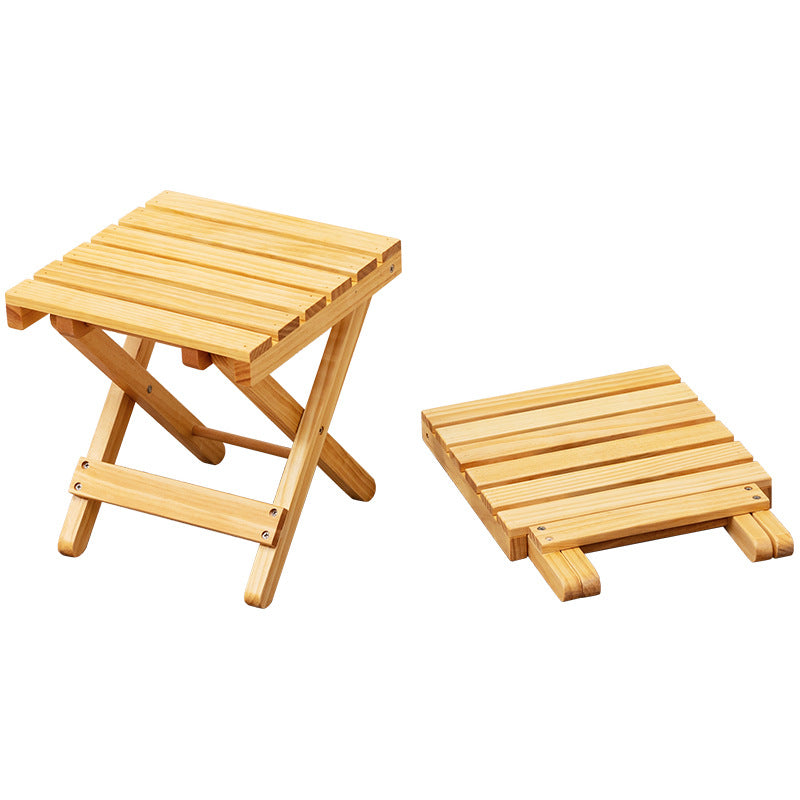 Klapphocker Aus Natürlichem Holz Mit Ergonomischem Design Brehn