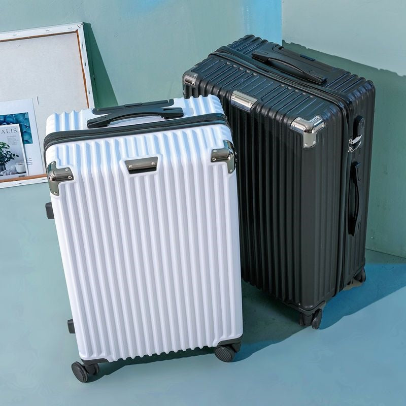 Hartschalen Reisekoffer Mit Robustem Rollensystem Brehn