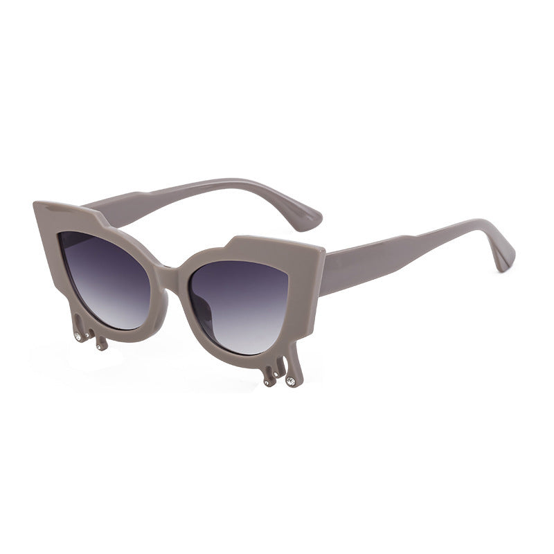 Damen Exklusive Katzenaugen-Sonnenbrille mit kunstvollen Details Brehn