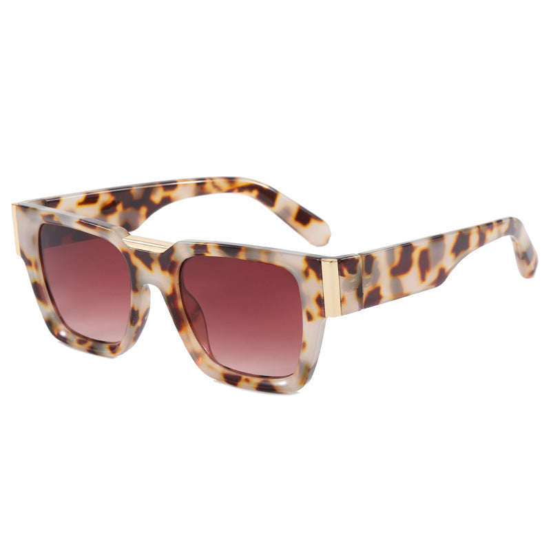 Damen verspiegelte Cat-Eye Sonnenbrille mit komfortabler passform Brehn