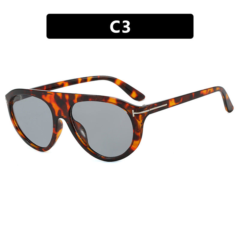 Damen Cat-Eye Sonnenbrille mit schützendem UV-Filter und verspiegelten Gläsern Brehn