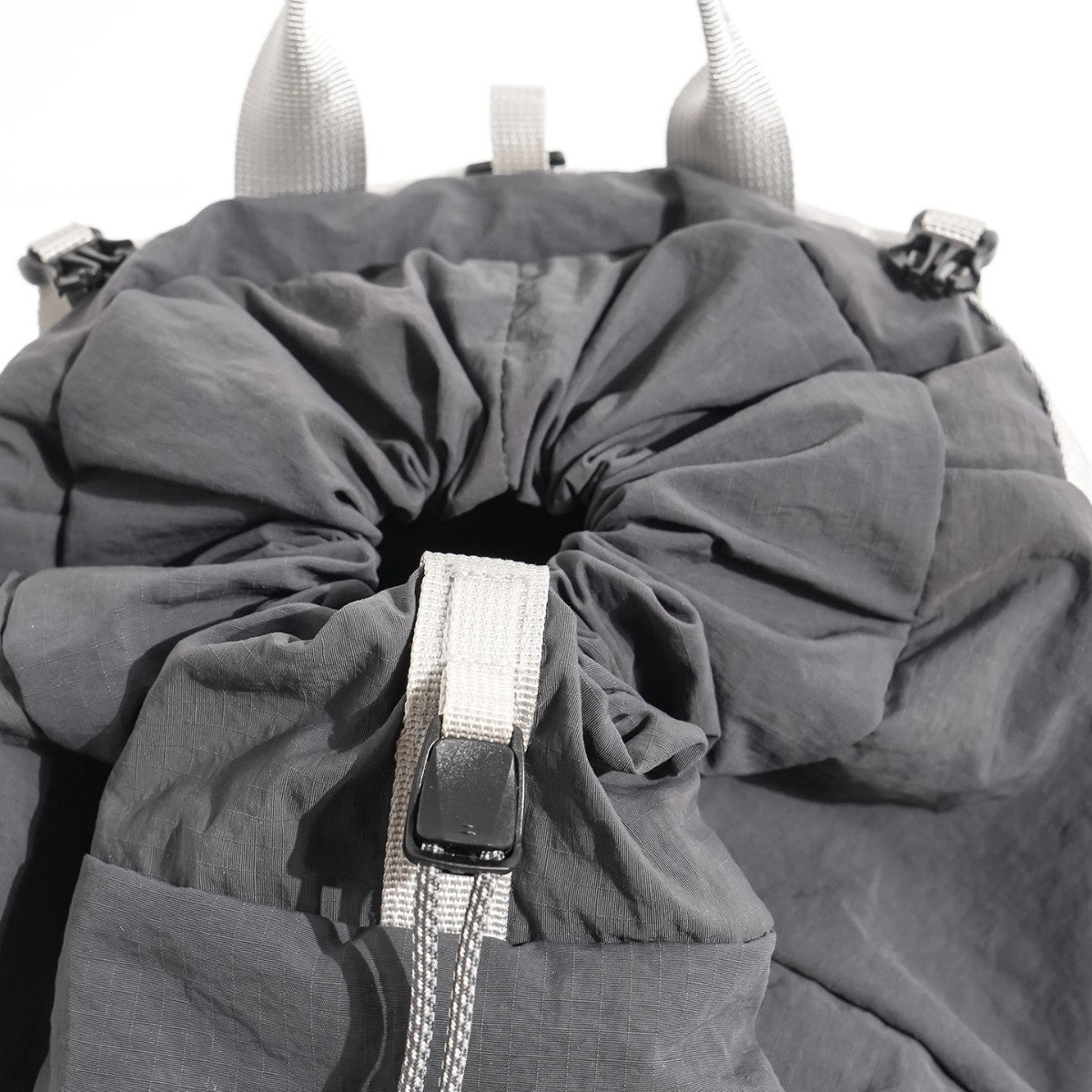 Multifunktionaler Abenteuer-Rucksack