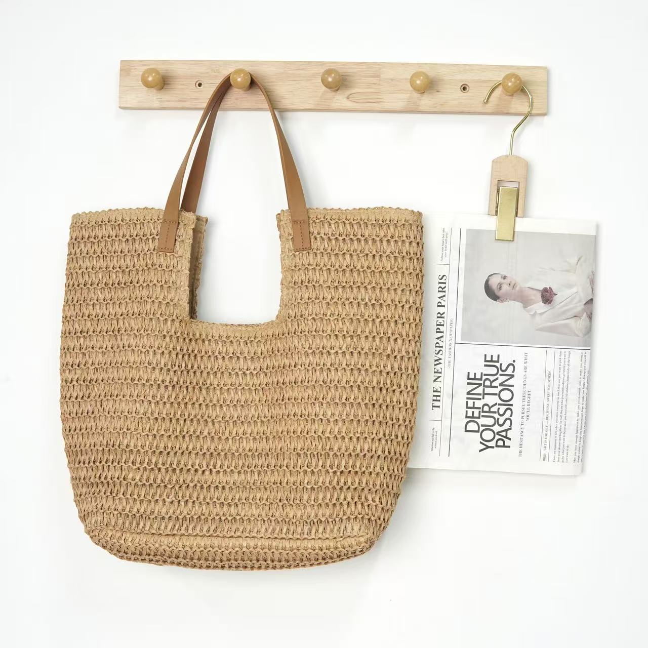 Geräumige Bast-Strandtasche Brehn
