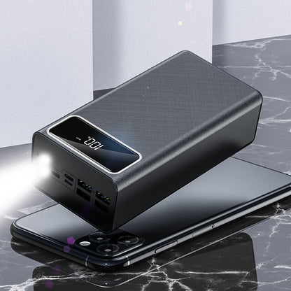 Powerbank mit Multifunktionalem LED-Licht Brehn