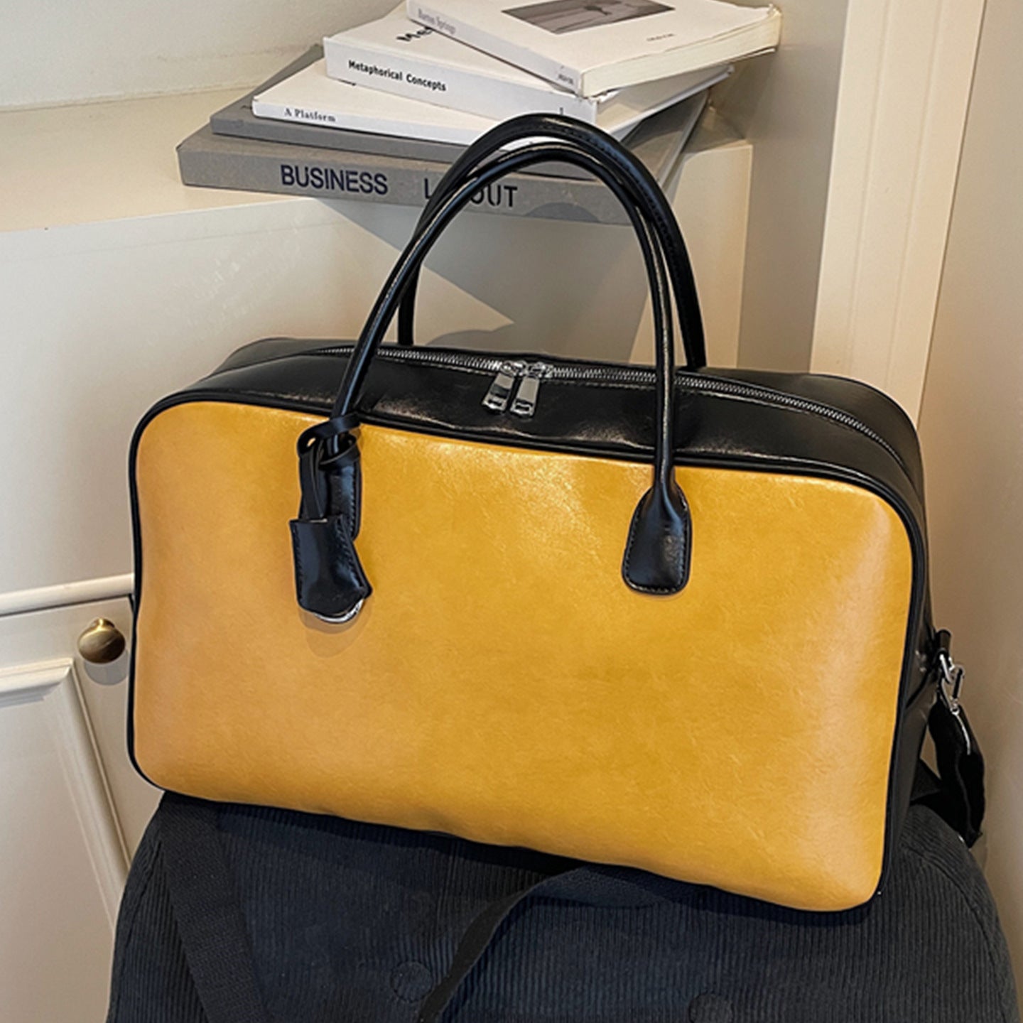 Elegante und Geräumige Reisetasche Aus Kunstleder Brehn
