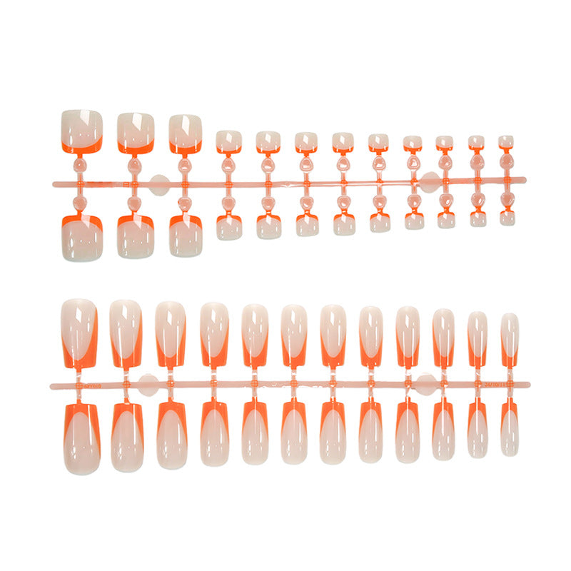 Kunstnagelset mit modernen geometrischen Nageldesigns Brehn