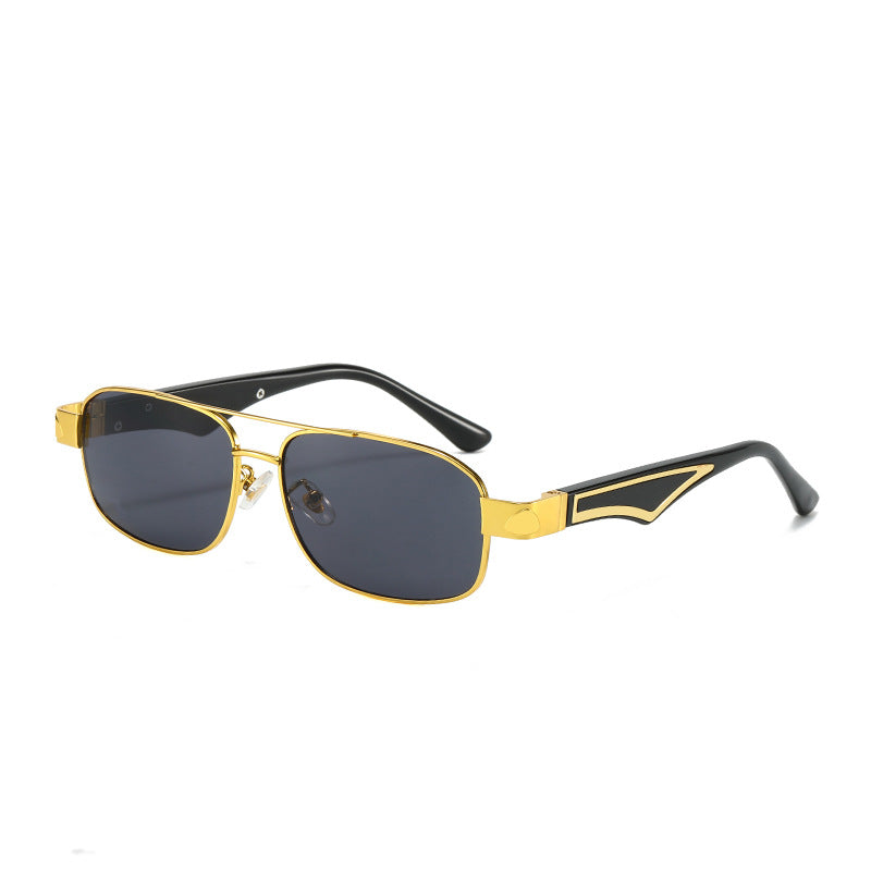 Damen stilvolle Korrektionsbrille mit angularen Akzenten Brehn