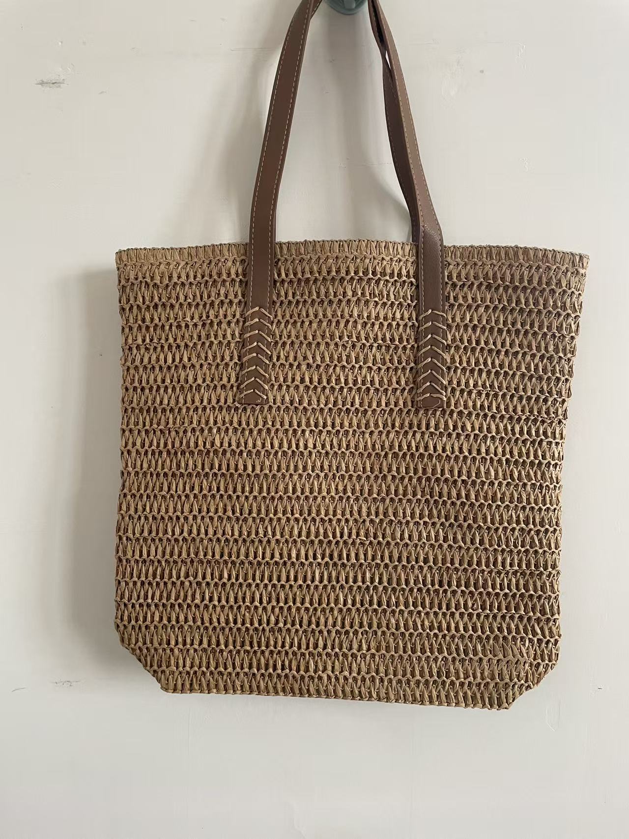 Trendige Geflochtene Strandtasche Brehn