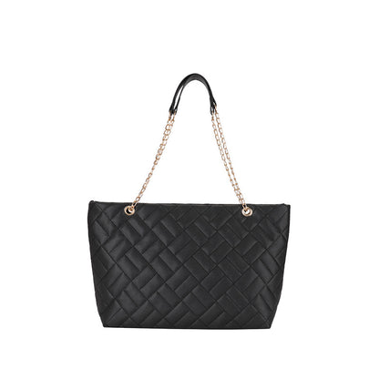 Elegante gesteppte Tote mit Kettenhenkeln