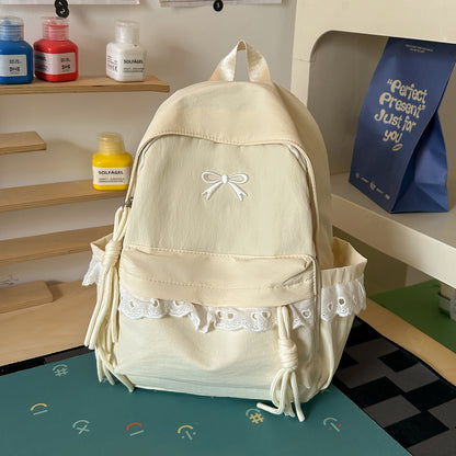 Stilvoller Bestickter Rucksack mit Schleifenakzent Brehn