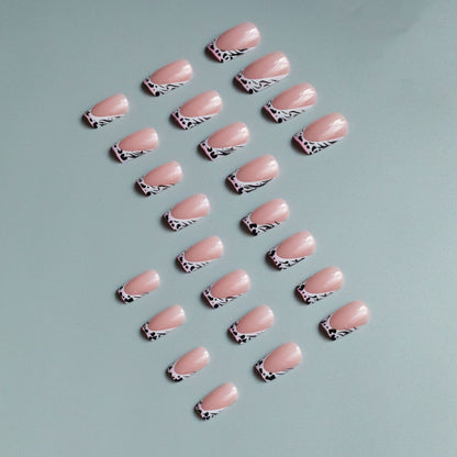 Dekoratives French Tip Nagelkunst Set