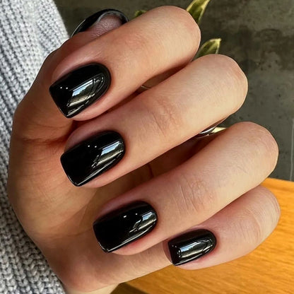 Kunstnagelset mit elegantem und natürlichem Glanz Brehn