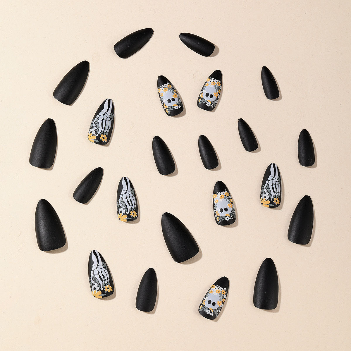 Künstlerisches Skelett-Themen-Nagelkunst Brehn