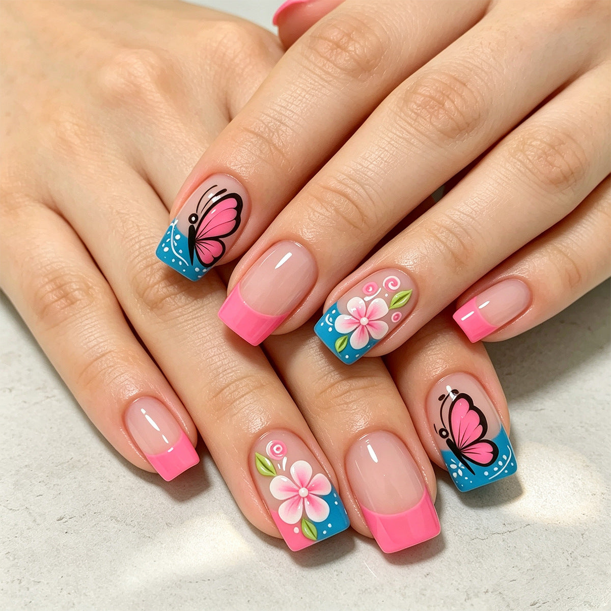 Dekorativer Press-On Nagelset