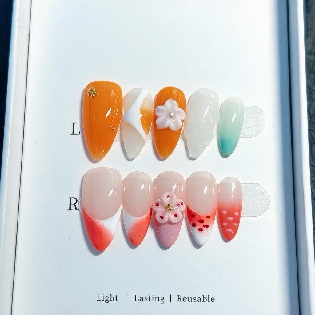 Floral Design Press-On Nail Set