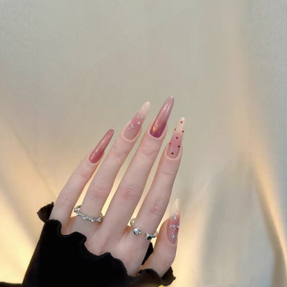 Ombre Stiletto Nagelkunst Extensions