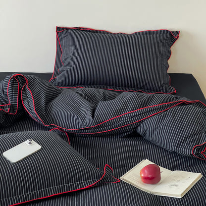 Streifen Baumwoll-Satin Bettbezug Set mit kontrastierendem Paspelrand
