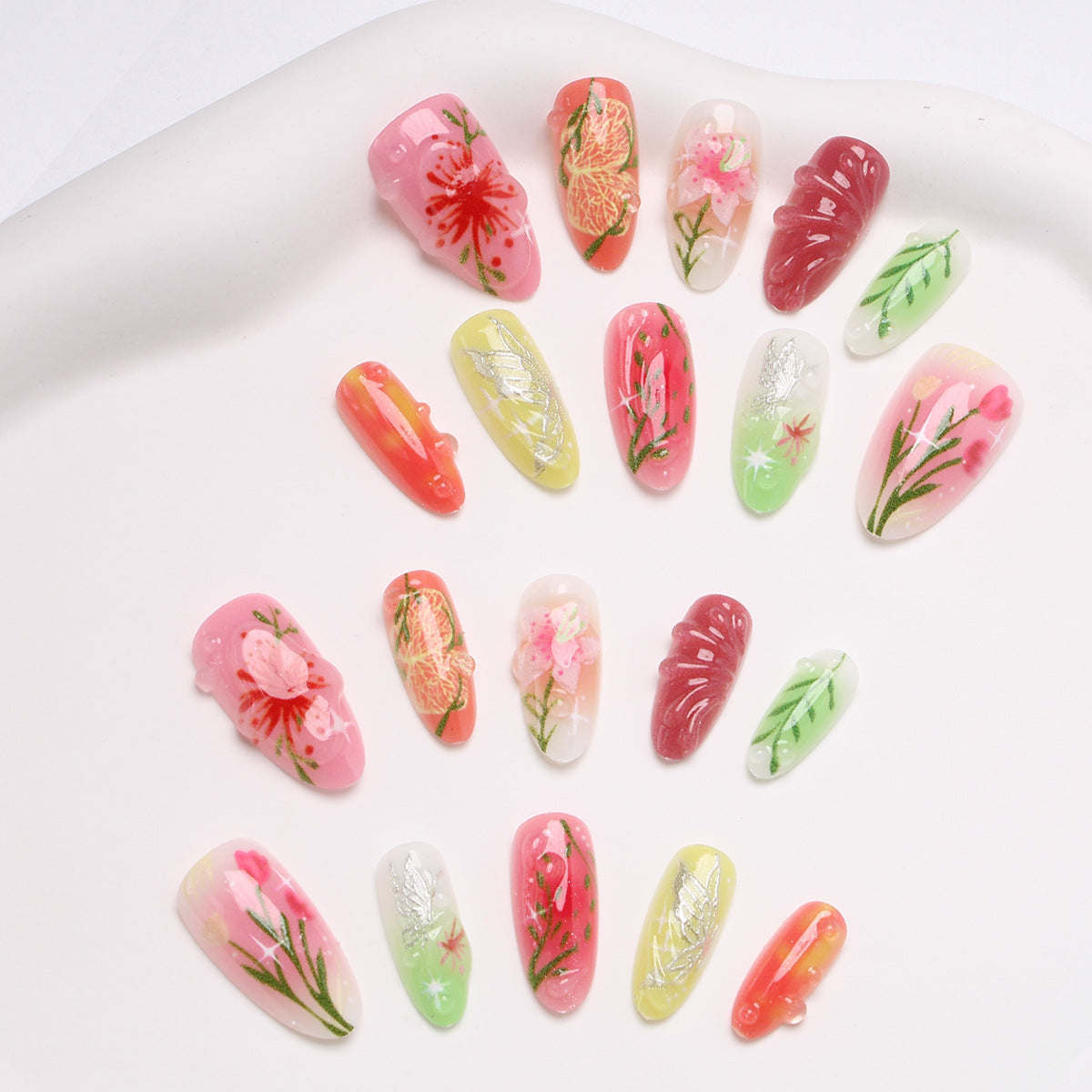 DIY Press-On Nail Art Set Brehn