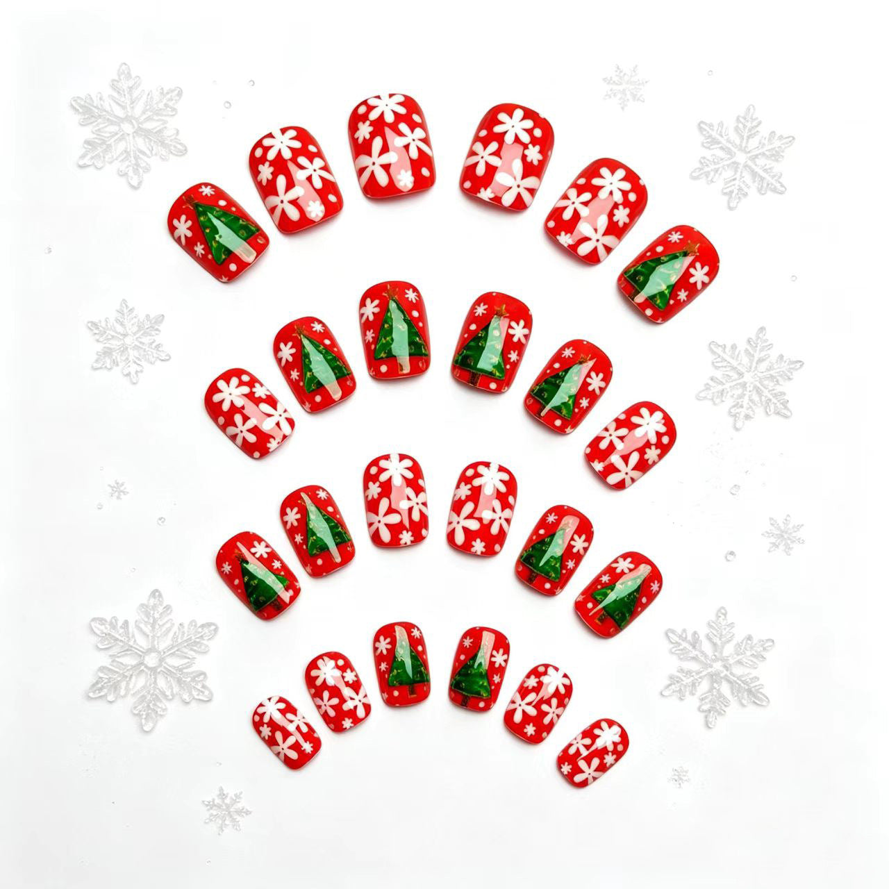 Kunstnägel mit Festlichem Weihnachtsbaum-Design Brehn