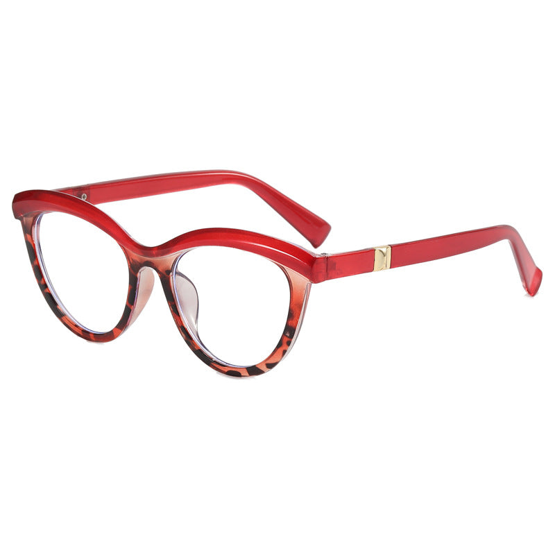 Damen Cat-Eye Brille mit feinem Rahmen und eleganten Akzenten Brehn
