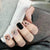 Kreatives Kunstnagelset mit eleganten Tierakzenten Brehn