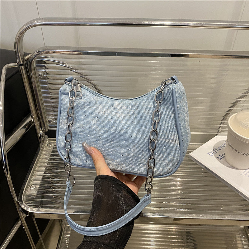 Stylische Hobo-Tasche mit Kettengriffen Brehn