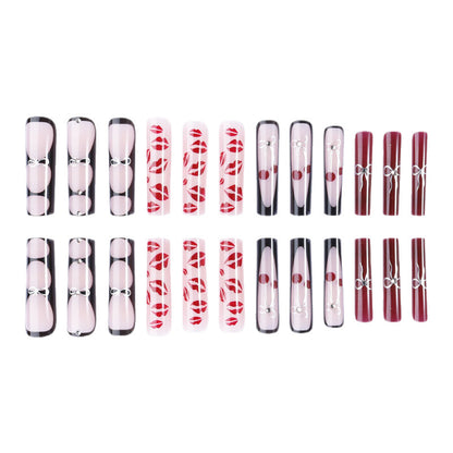 Künstlerisches Kiss-Design Nagelset