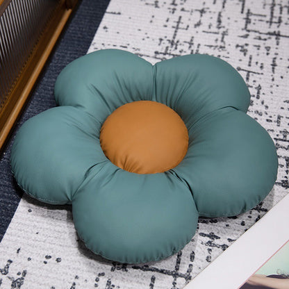 Gepolstertes Sitzkissen in Blumenform mit Kunstleder‑Mittelstück und flauschiger Randpolsterung