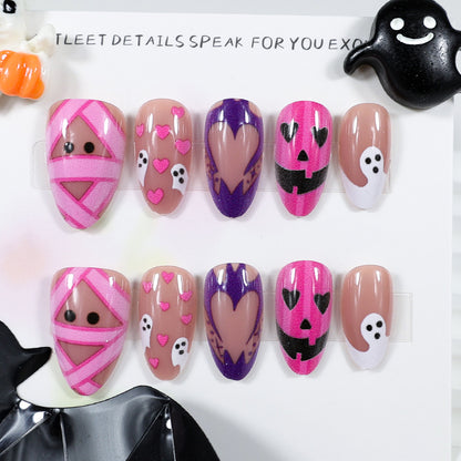 Halloween Kunstnagelset mit verspielten Geister- und Herzmotiven Brehn