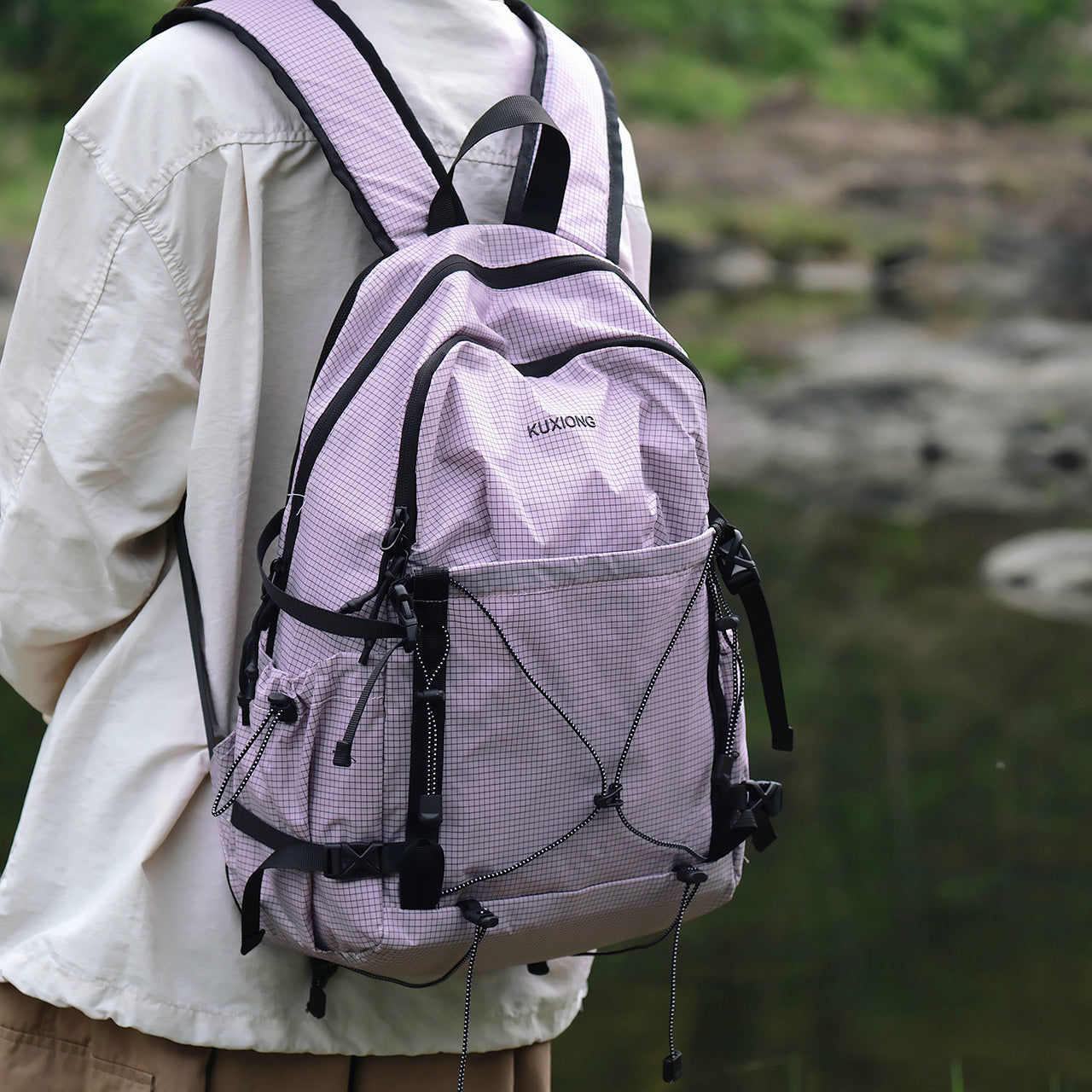 Vielseitiger abenteuerbereiter Rucksack