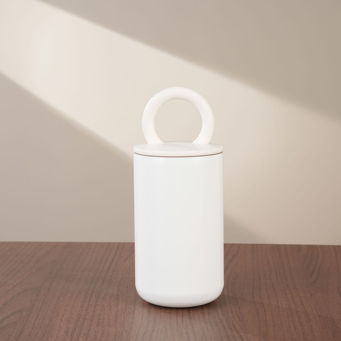 Stilvolle isolierte Wasserflasche Brehn