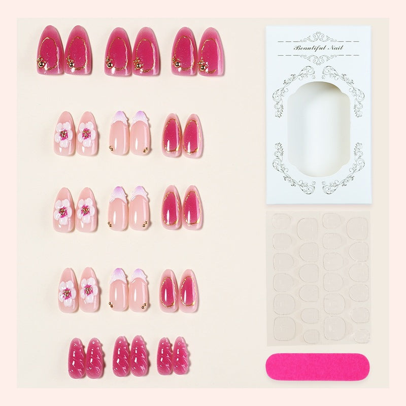 Kreatives Kunstnagelset mit verschiedenen Designs Brehn