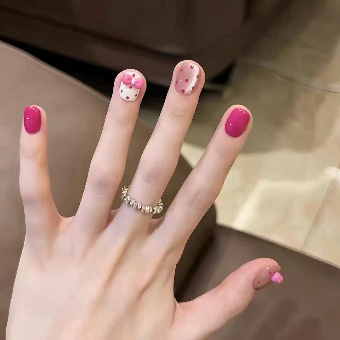 Farbige Nagelkunst Brehn