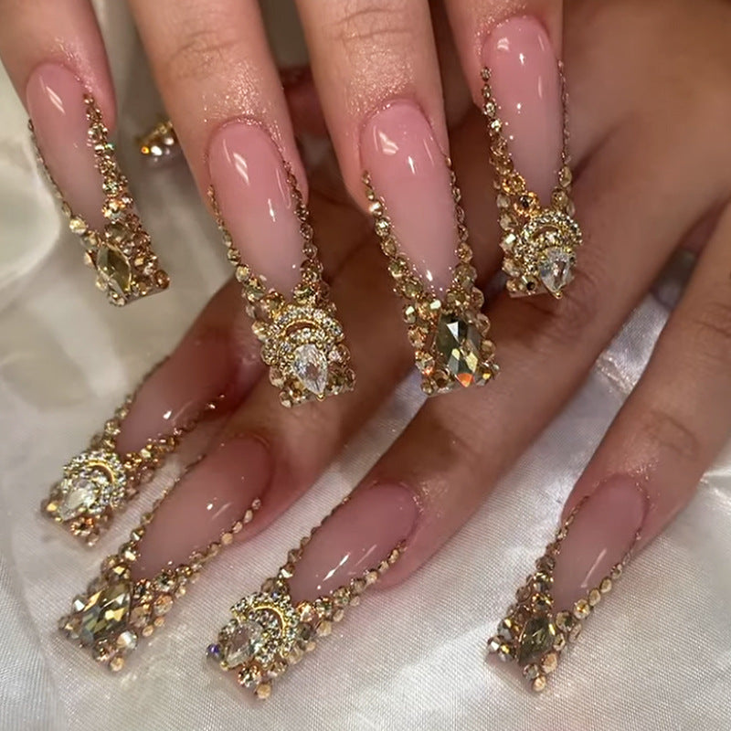 Glamouröse mit Strass verzierte Press-On Nagel Set Brehn