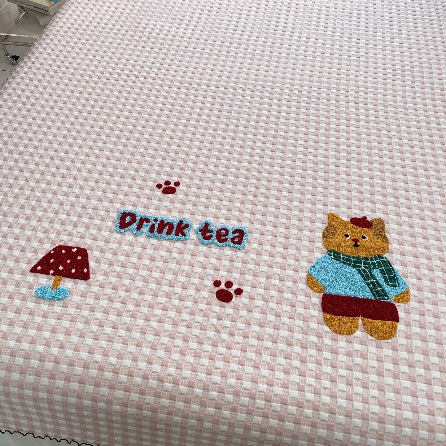 Damen Kuscheldecke mit verspieltem Panda-Motiv und hochwertiger Baumwolloberfläche Brehn