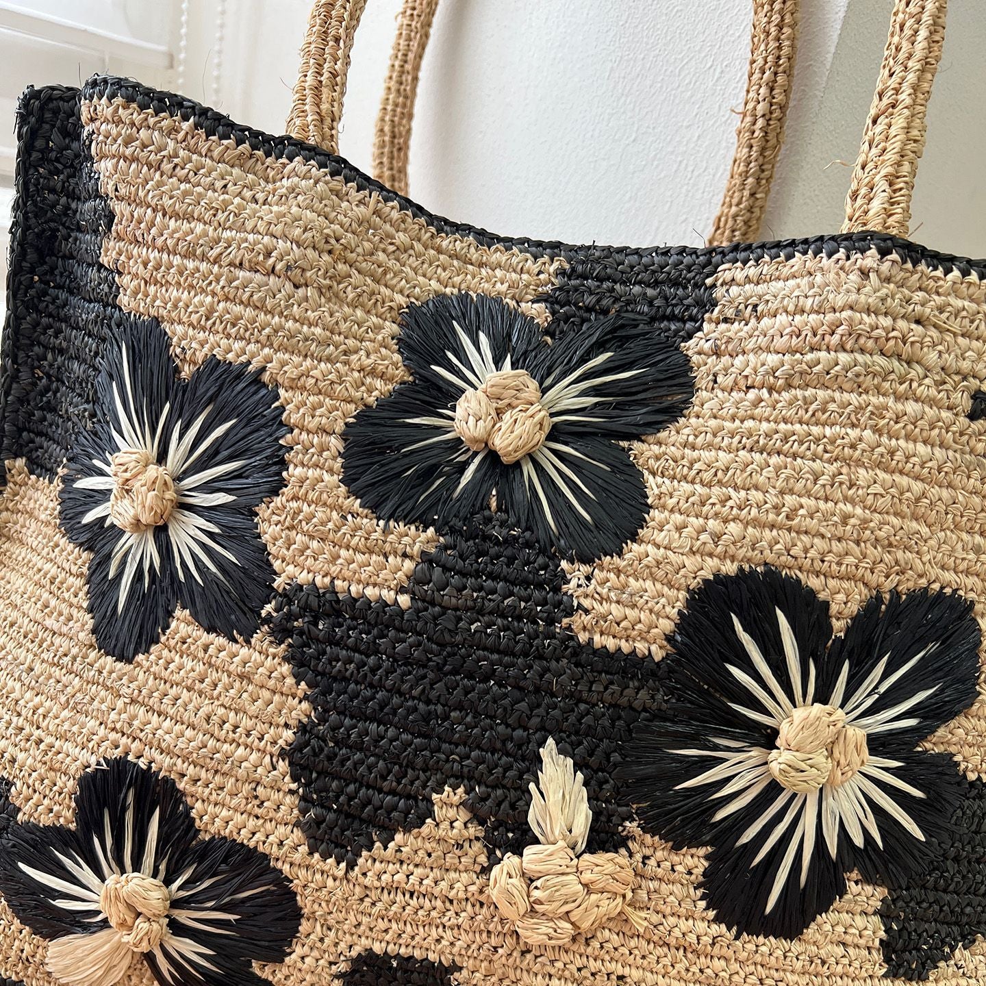 Handgefertigte Strandtasche mit Floralem Design Brehn