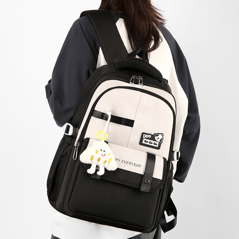 Kinderfreundlicher Rucksack mit Hochwertigem Material und Lustigen Anhängern Brehn