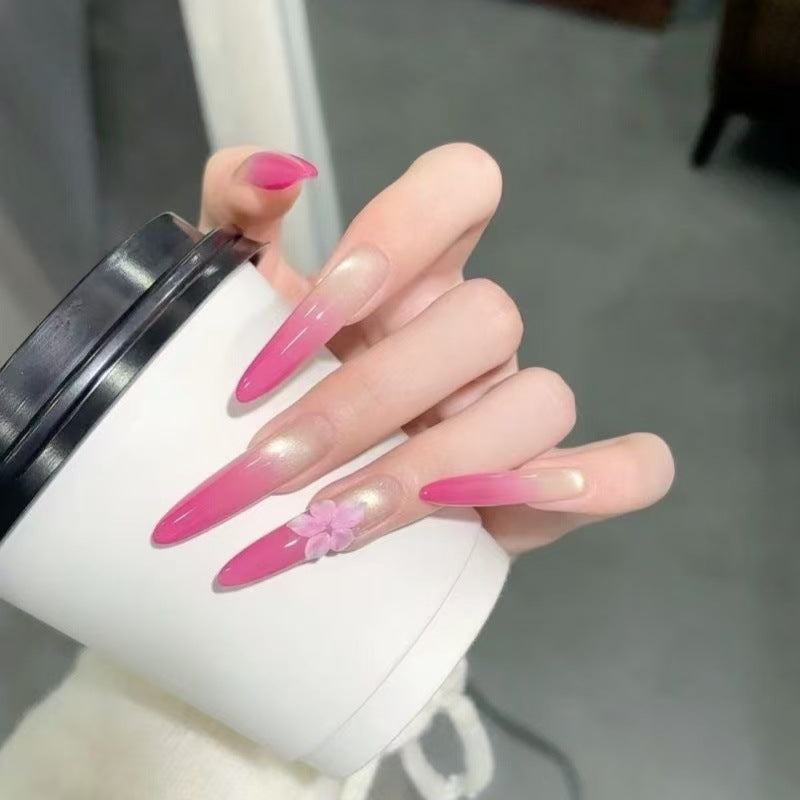 Elegante Stiletto-Nagelerweiterungen