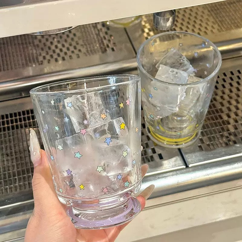 Trinkglas mit Bunten Sternen-Dekor Brehn