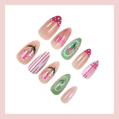 Kunstnagelset mit floralen und verspielten Designs Brehn