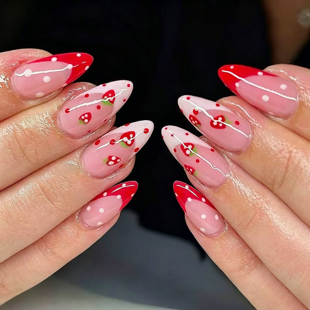 Stylische mandelförmige Nagelvergrößerungen Brehn