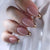 Elegante Press-On-Nagelset mit goldbeschichtetem Design Brehn