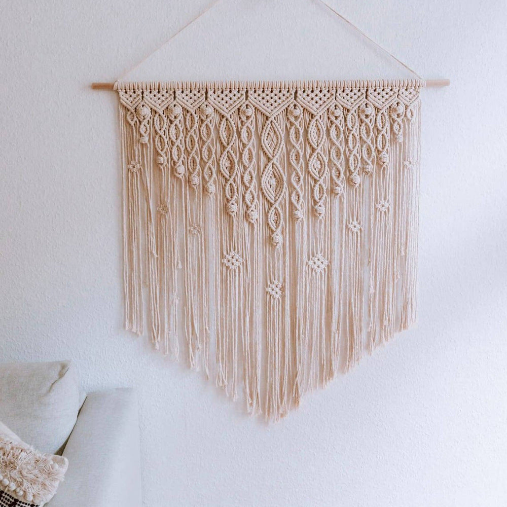 Elegante Makramee Wandbehängung mit künstlerischem Design