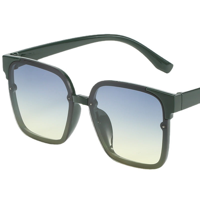 Damen moderne quadratische Sonnenbrille mit UV-Schutz und robustem Rahmen Brehn