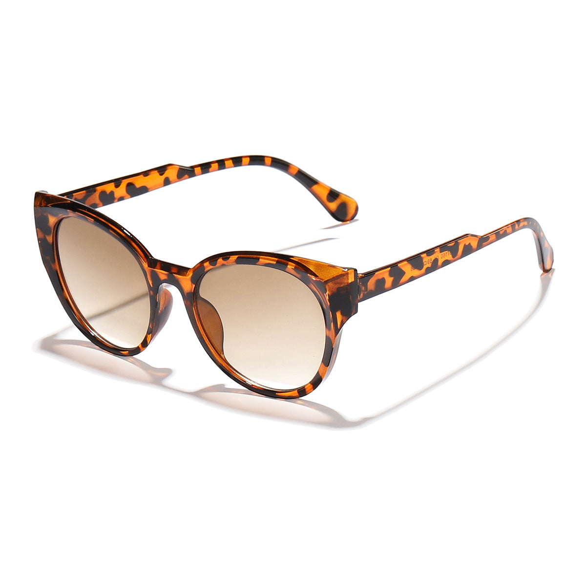 Damen stilvolle Sonnenbrille mit elegantem Transparentrahmen Brehn