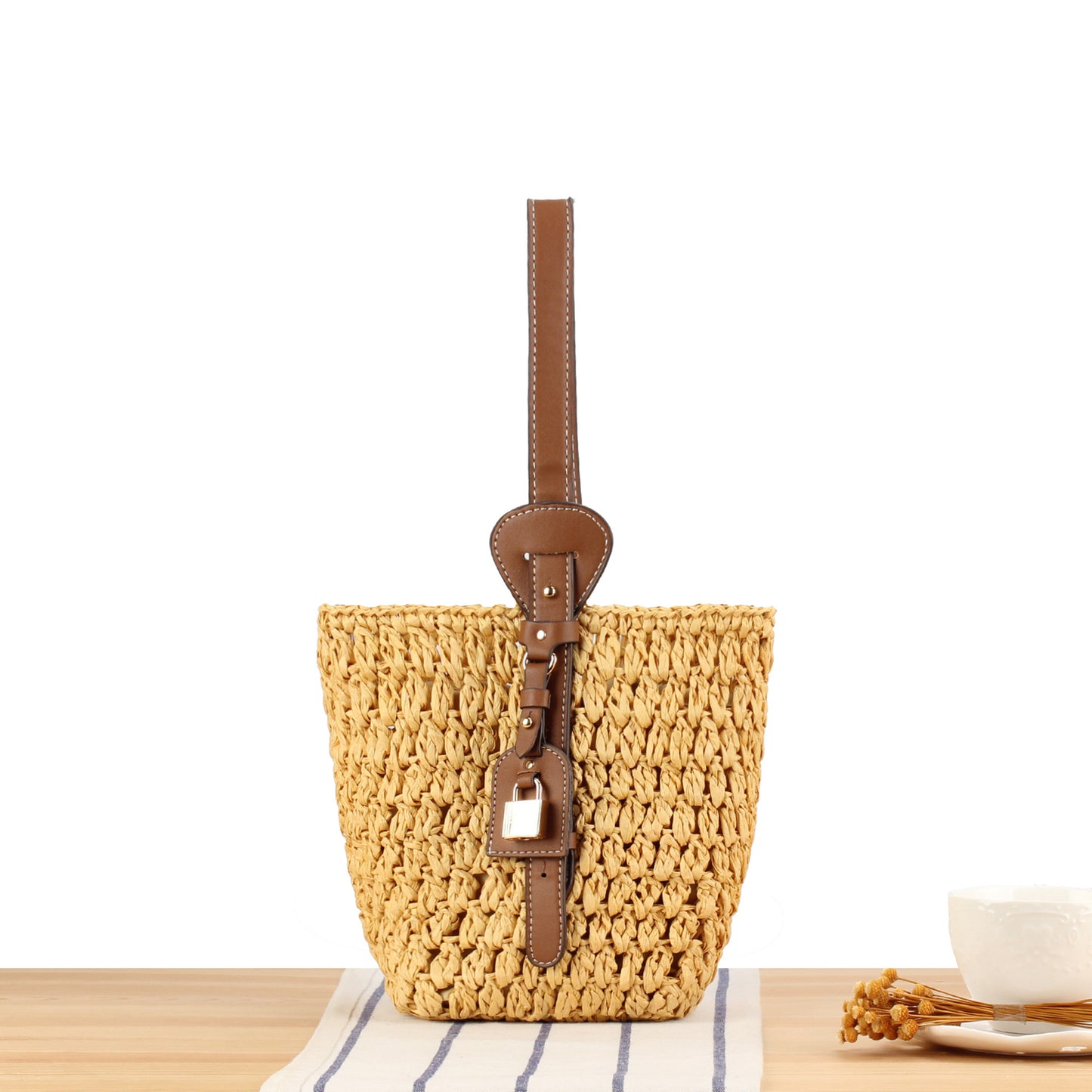 Geflochtene Bast-Handtasche mit Eleganter Lederverzierung Brehn