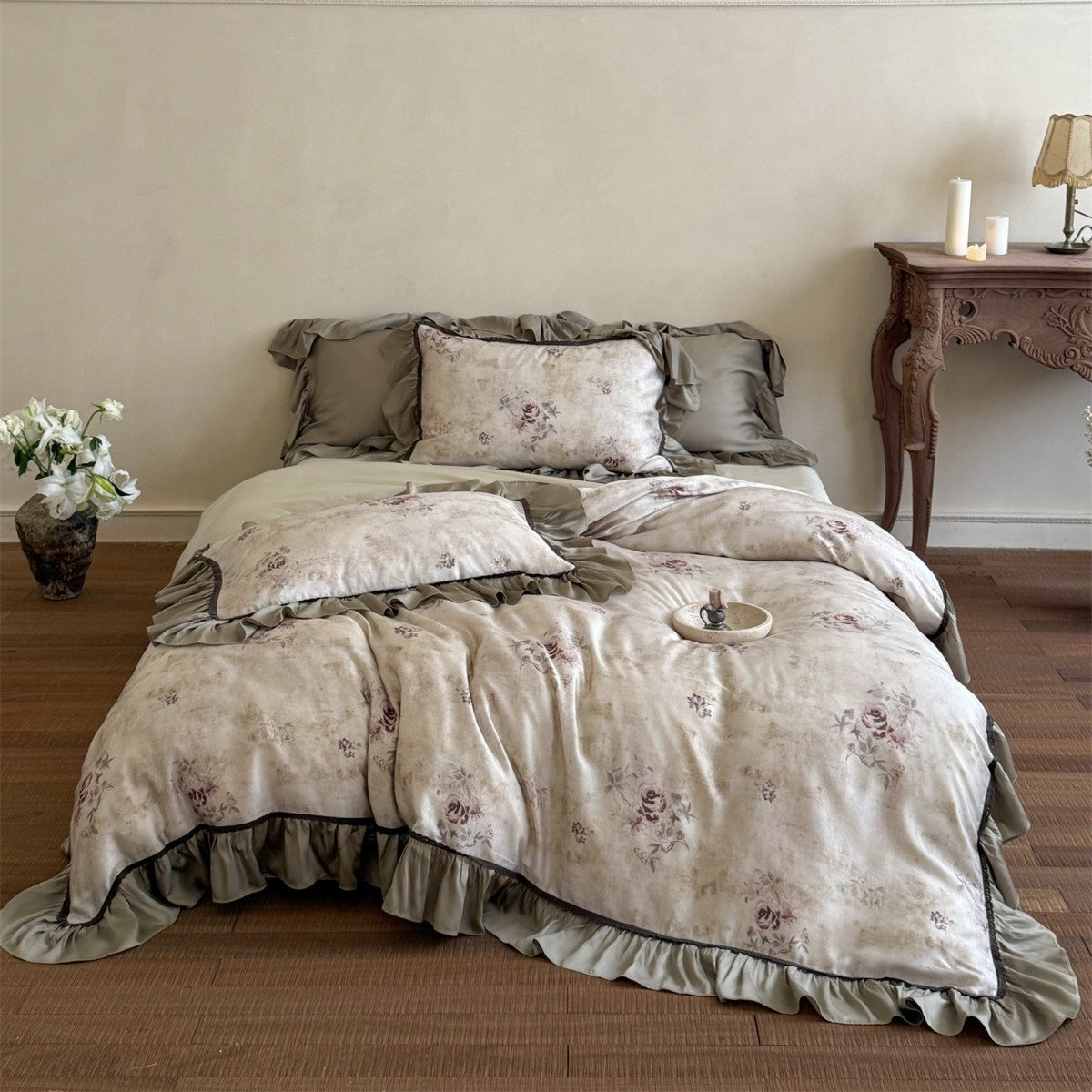 Vintage-Textur Floral Baumwoll-Bettbezug-Ensemble mit Rüschensatinrand
