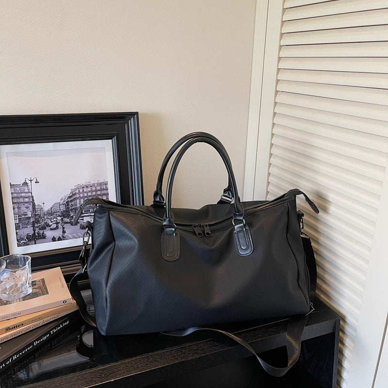 Elegante Reisetasche mit Innovativem Fächerdesign Brehn
